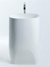 Lade das Bild in den Galerie-Viewer, ADELE