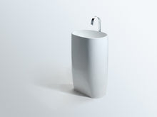 Lade das Bild in den Galerie-Viewer, ADELE