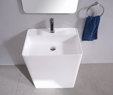 Lade das Bild in den Galerie-Viewer, COLLETTA