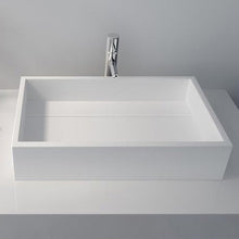 Lade das Bild in den Galerie-Viewer, DIONNE