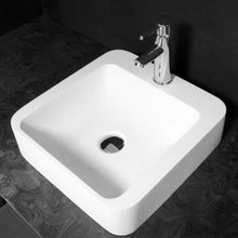 Lade das Bild in den Galerie-Viewer, JULISSA