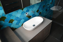 Lade das Bild in den Galerie-Viewer, CLAUDINE