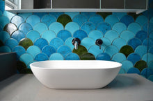 Lade das Bild in den Galerie-Viewer, CLAUDINE